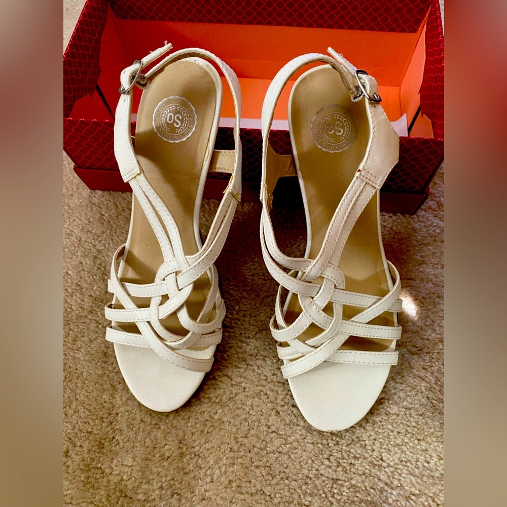 SO Soboche, White Open Toe Strap Shoe, 3”heel, 9M